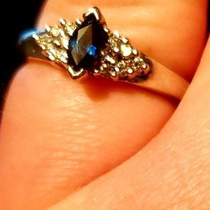 14K Sapphire with Diamond baguettes Ring